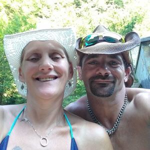 Meet your Posher, Ellie adam